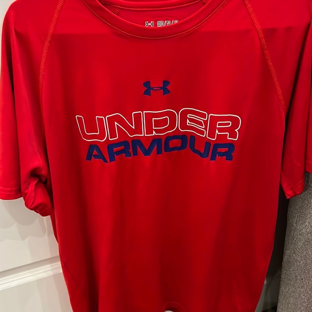 Under Armour Short Sleeve T-Shirt